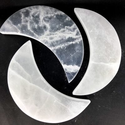 Bulk Buy | Selenite | 15cm Crescent Moon Charging Plate 20 Pieces | | Sacred Earth Crystals | Wholesale Crystals | Brisbane | Australia